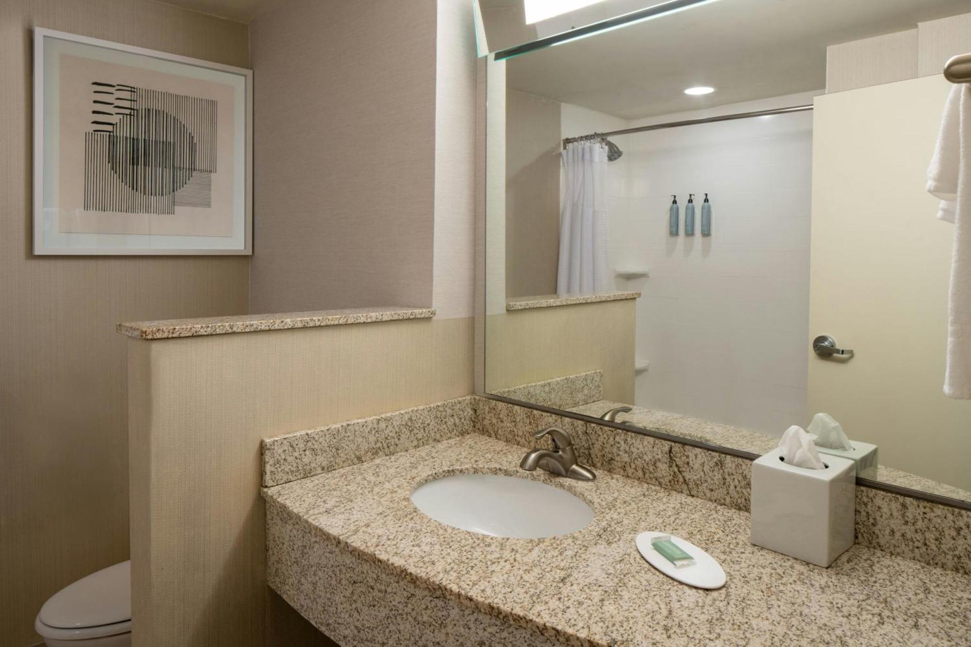 Hotel Courtyard By Marriott Jackson Airport/Pearl Exterior foto